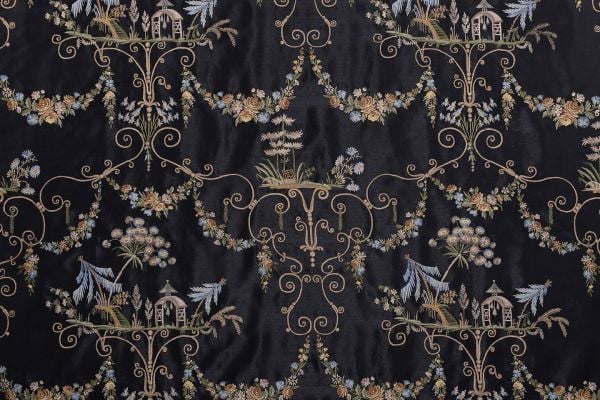 Nakışlı Uzakdoğu Esintisi Döşemelik Kumaş