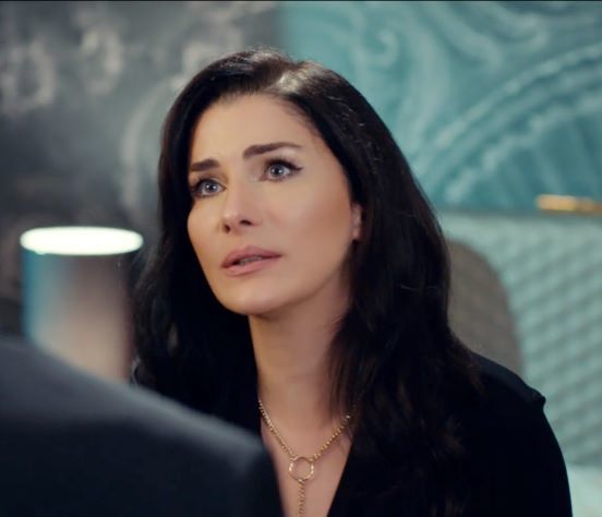 Yasak Elma Doğan (Murat Aygen) Yatak Odası Yatak Başı Duvar Kağıdımız