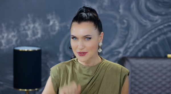 Yasak Elma Doğan (Murat Aygen) Yatak Odası Yatak Başı Duvar Kağıdımız