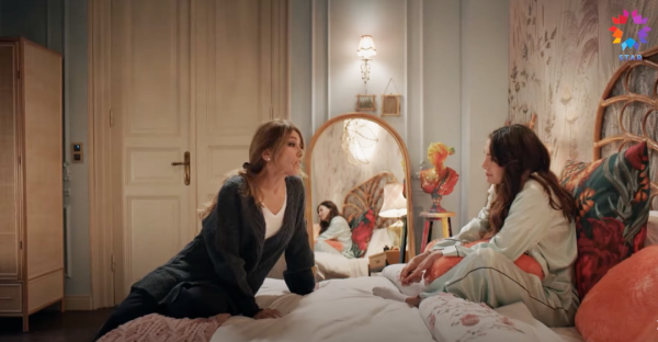 Yüzyıllık Mucize Dizi Harika Oda ( Ebru Şahin ) Duvar Kağıdı