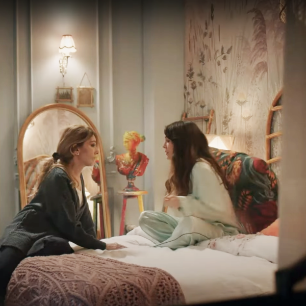 Yüzyıllık Mucize Dizi Harika Oda ( Ebru Şahin ) Duvar Kağıdı